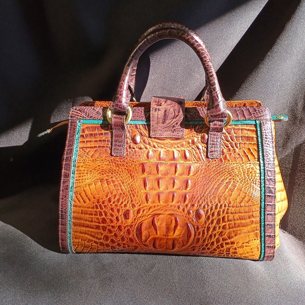 Handbag - Picture 2 of 4
